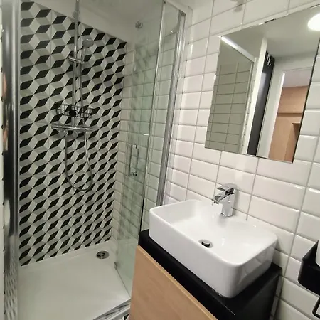 Droinvest Zarembowicza 33 Lotnisko Airport Apartamento