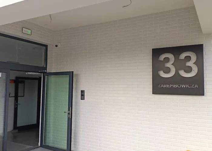 Droinvest Zarembowicza 33 Lotnisko Airport Apartament *