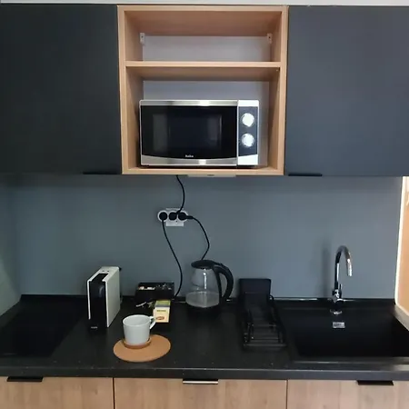 Droinvest Zarembowicza 33 Lotnisko Airport Apartment *